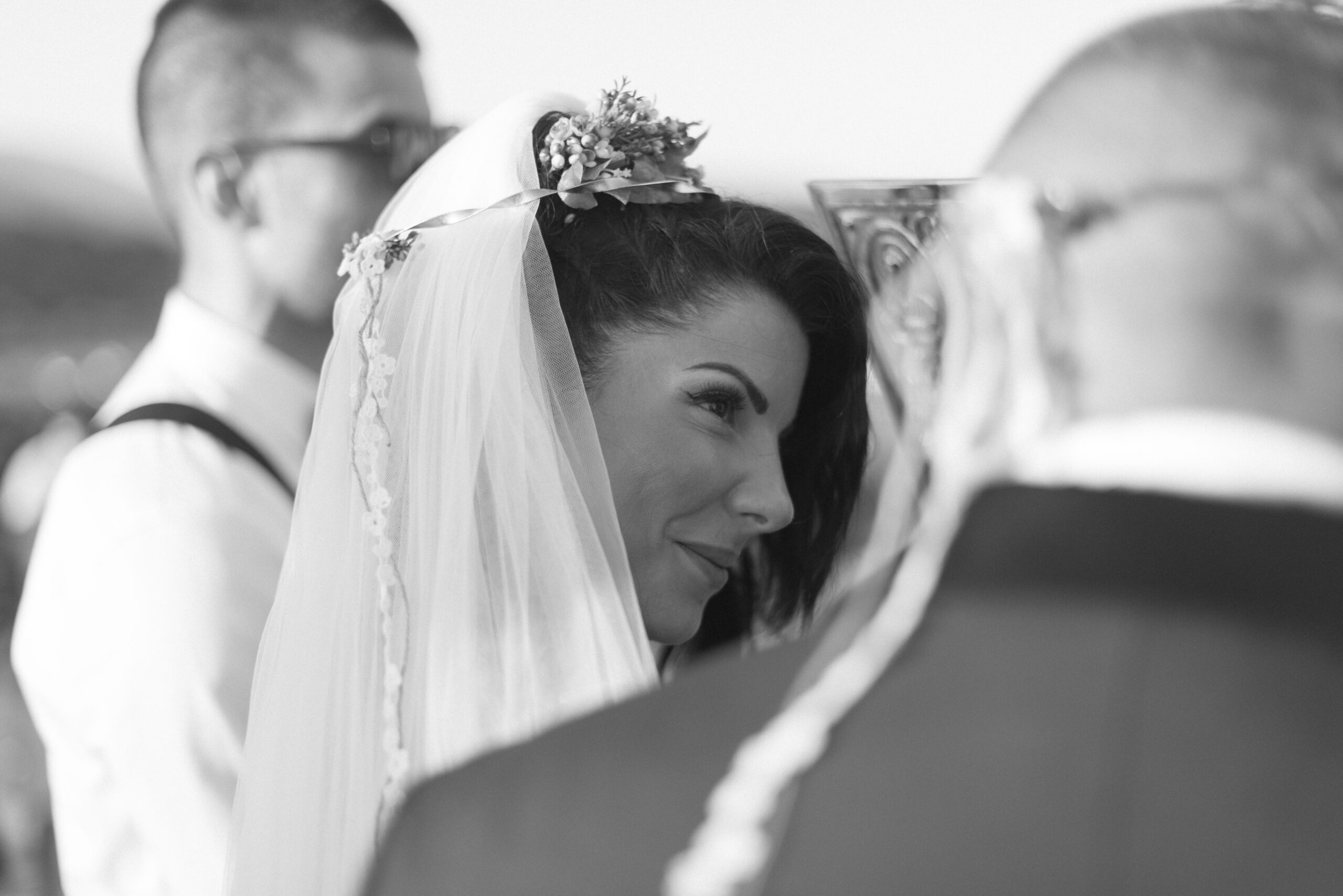 Island Athens riviera wedding in greece bougainvillea design γάμος στην Αθηναϊκή ριβιέρα με θέμα τη βουκαμβίλια διακόσμηση γάμου
