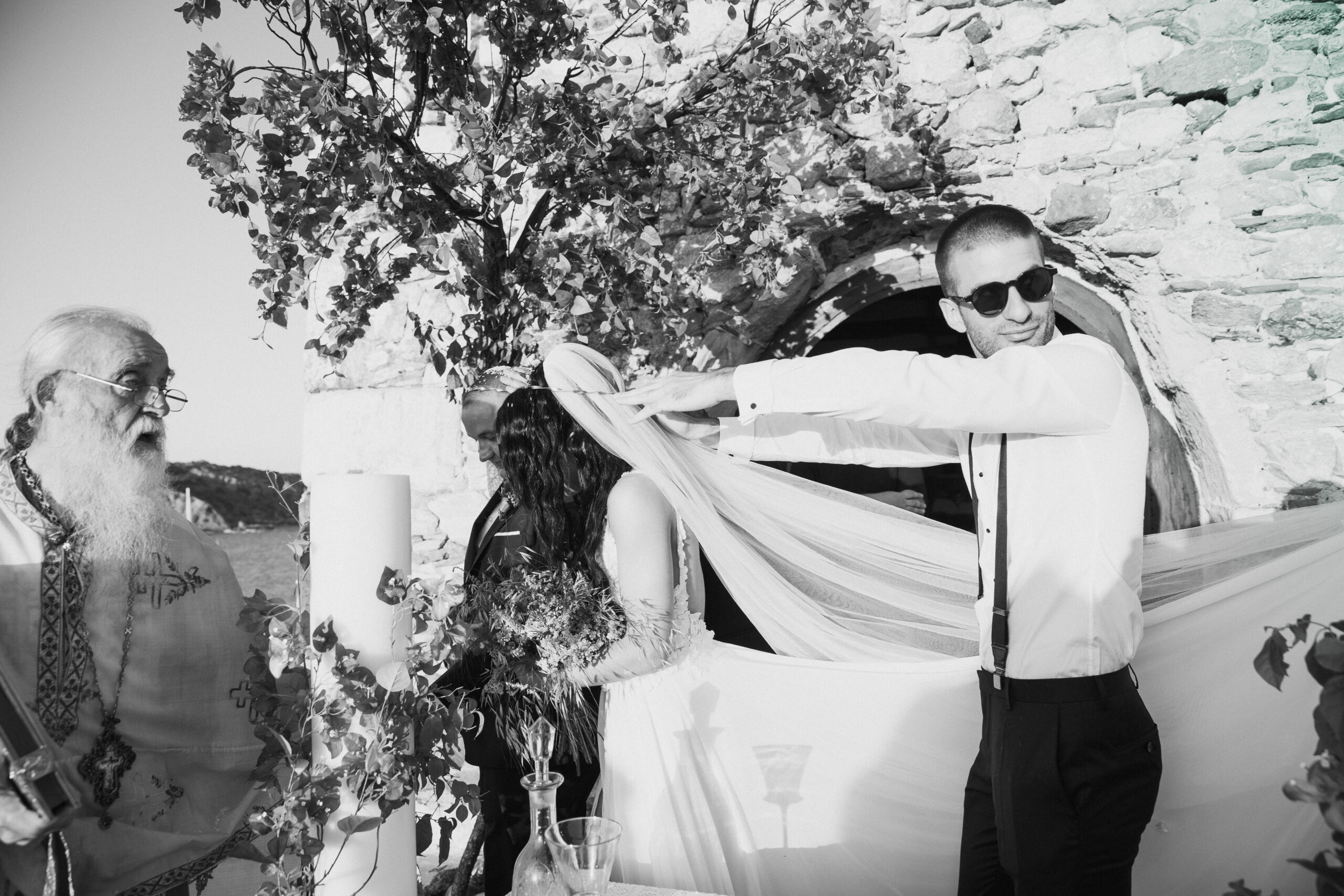 Island Athens riviera wedding in greece bougainvillea design γάμος στην Αθηναϊκή ριβιέρα με θέμα τη βουκαμβίλια διακόσμηση γάμου